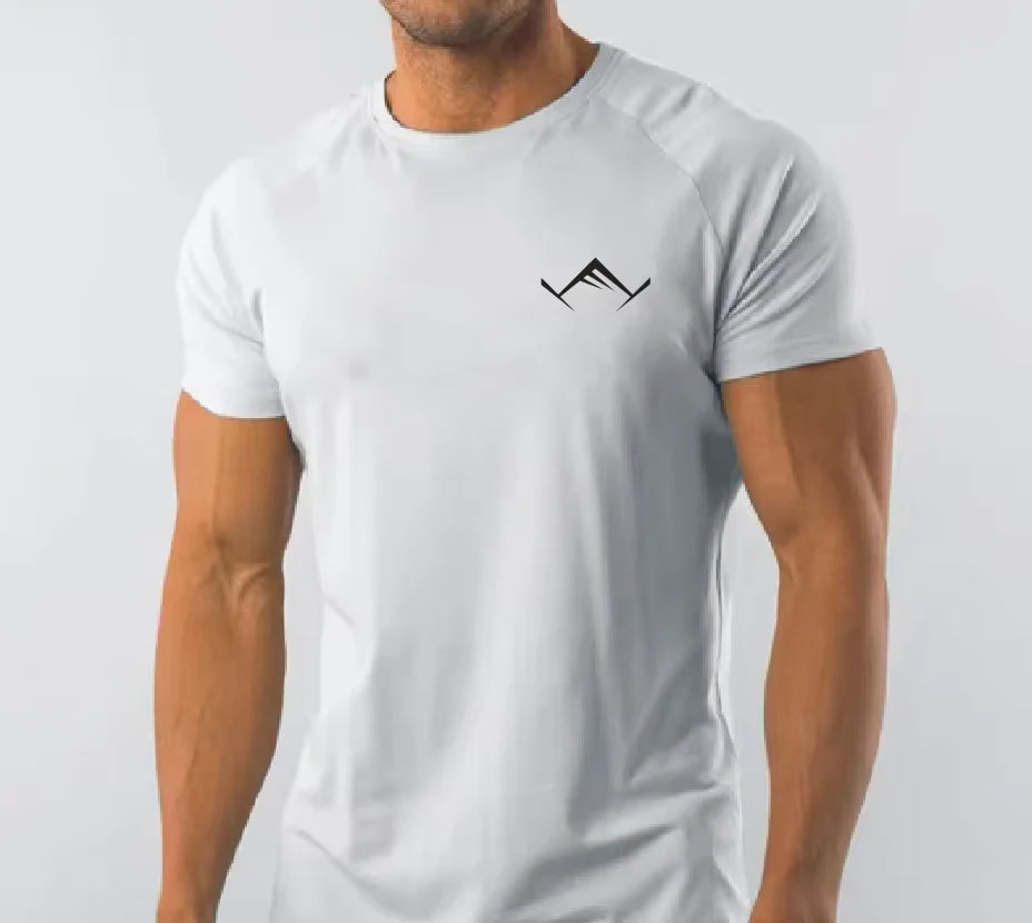 Reto Dynamic Fit Compression Shirt